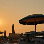 Charming Flat With Shared Pool - Beahost * بيبيوني