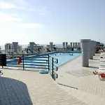 Charming Flat With Shared Pool - Beahost بيبيوني
