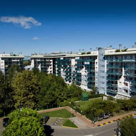 Charming Flat With Shared Pool - Beahost *