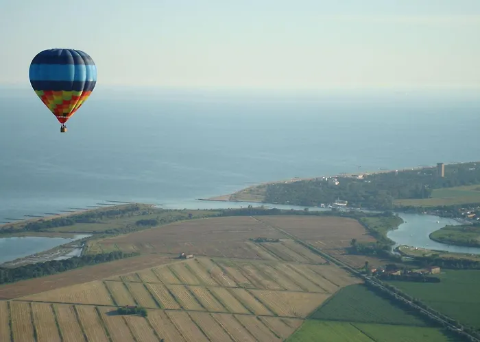 Апартаменты Charming Flat With Shared Pool - Beahost Бибионе