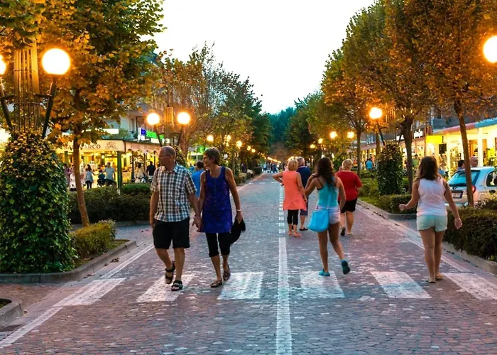 Charming Flat With Shared Pool - Beahost Апартаменты Бибионе